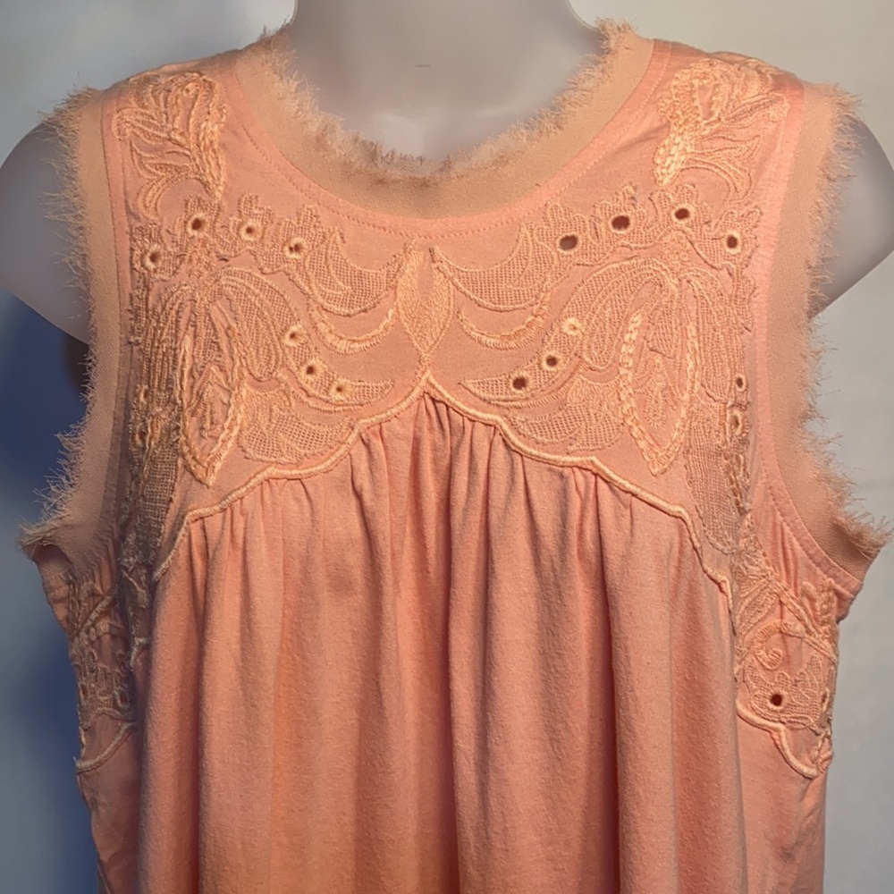 Anthropologie Meadow Rue Laia Peach Top NWOT - Picture 2 of 9